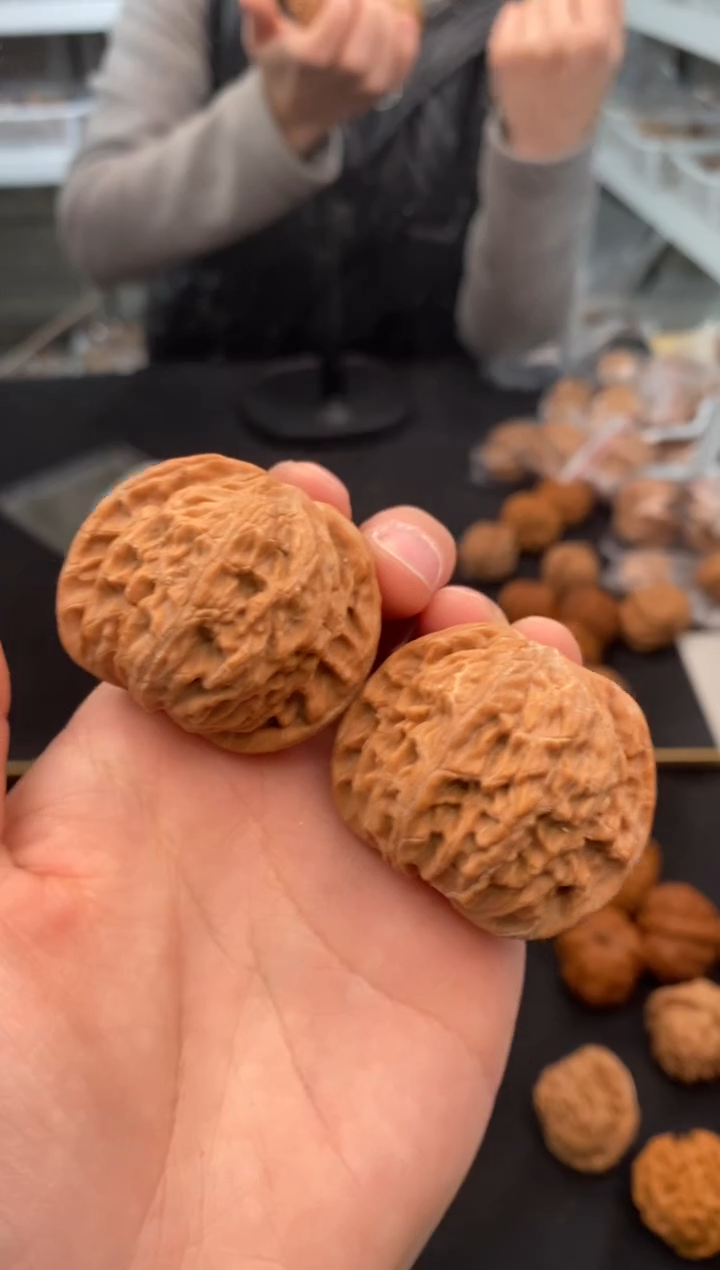 【闪购商品】文玩核桃把件山地磨40-t695