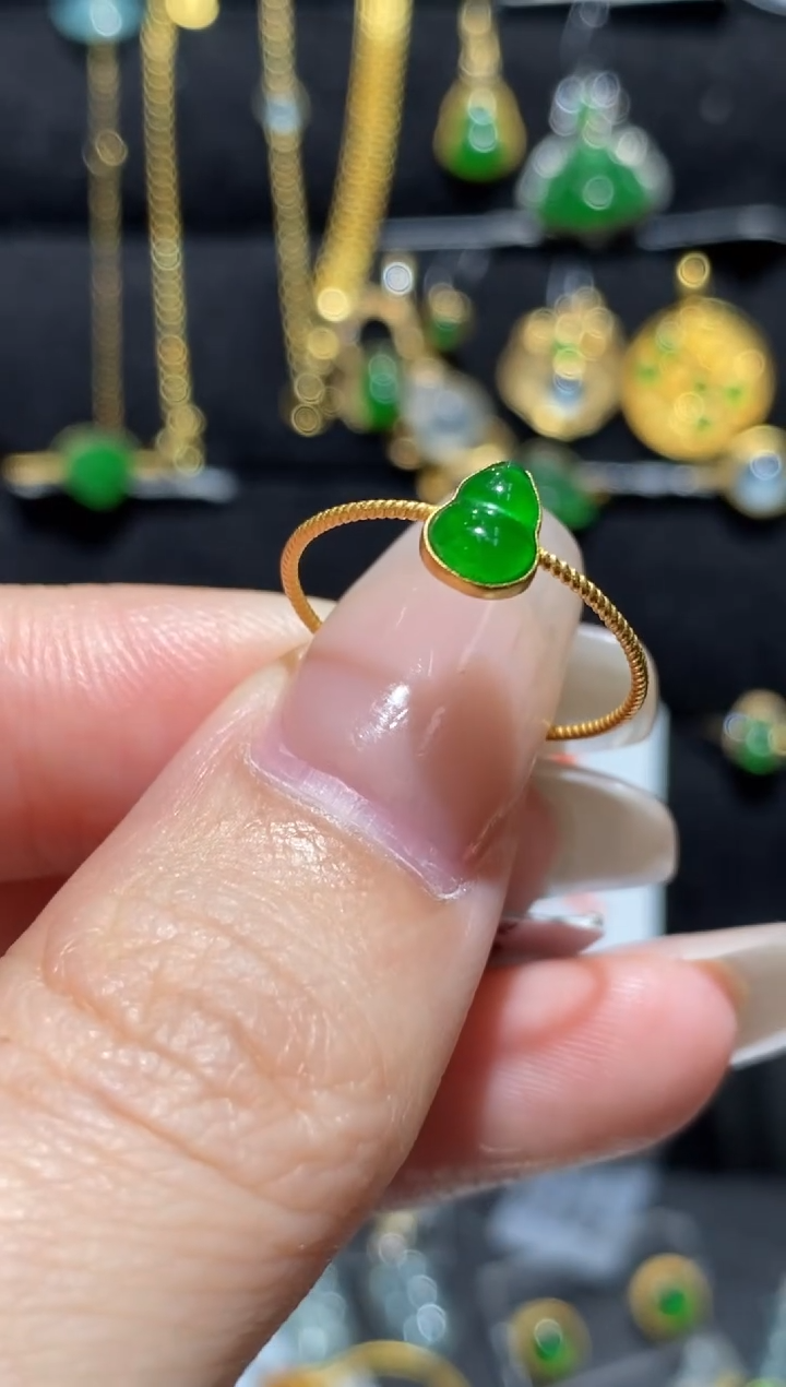 【闪购商品】翡翠戒指18K金镶嵌18K金镶嵌