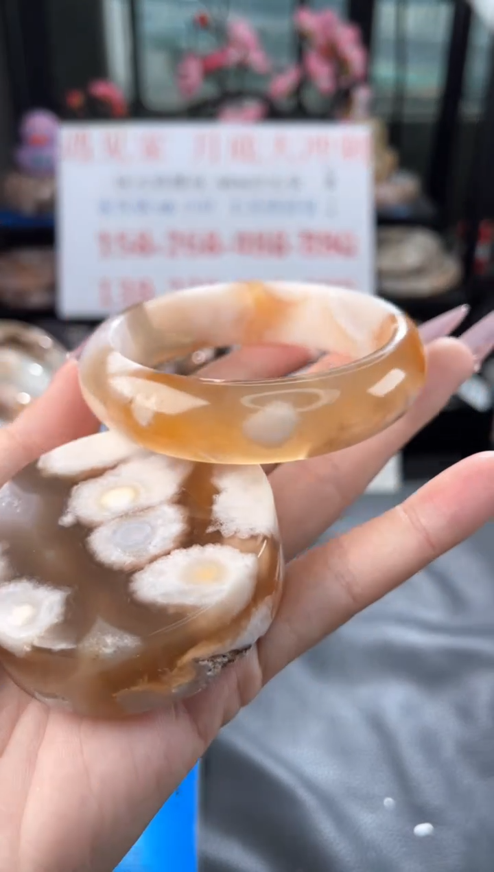 石英质玉未镶嵌手镯59