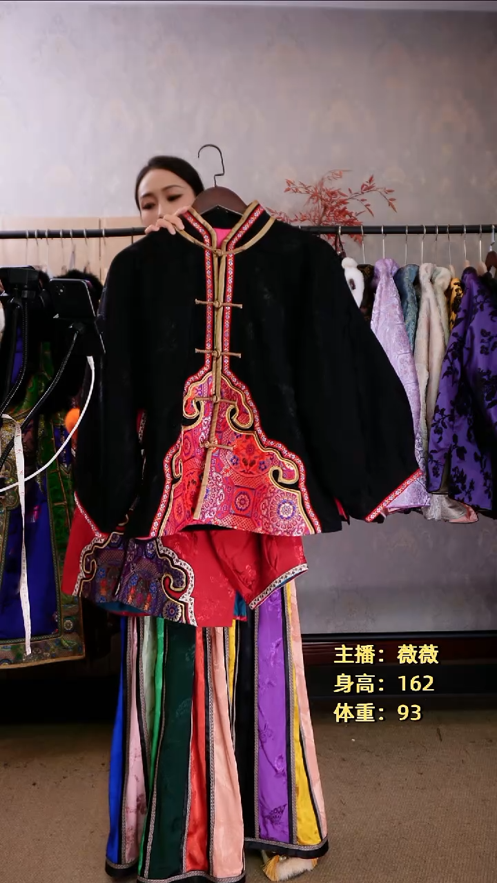 灯笼袖对开上衣      