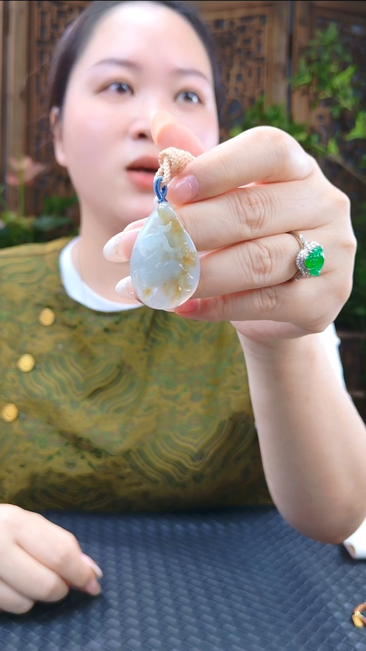 吊坠(不含链)未镶嵌翡翠翡翠吊坠