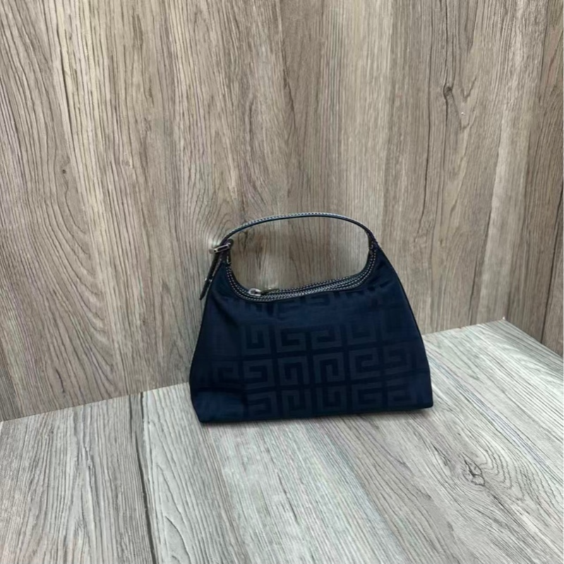 95新 Givenchy/纪梵希 乱乱子中古/女士/手提包/119390
