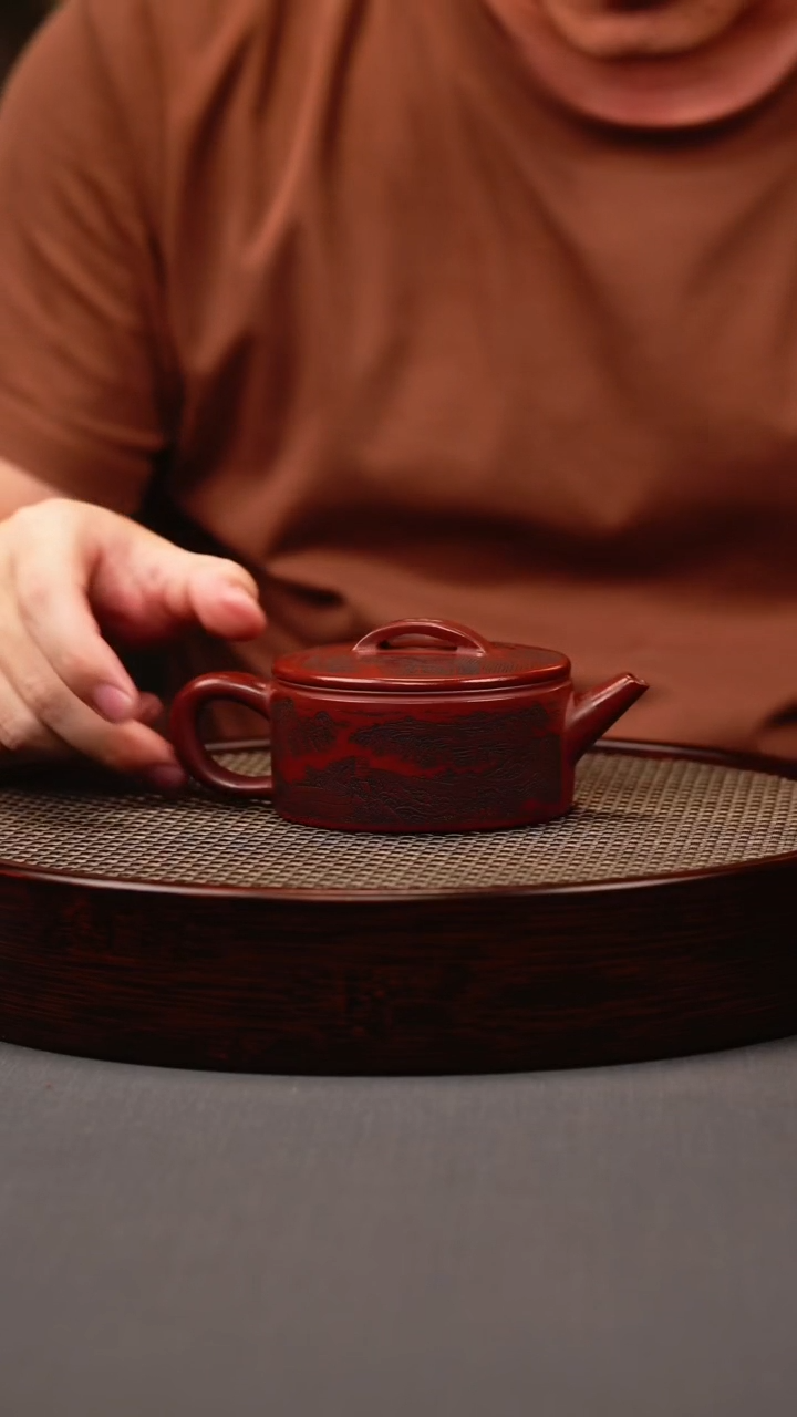 茶壶紫砂龙血砂 汉瓦 盖刻长城