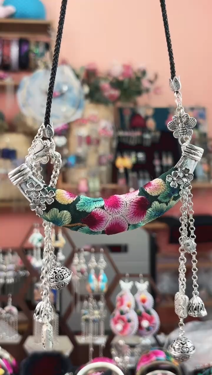 艺枝独绣手工饰品433