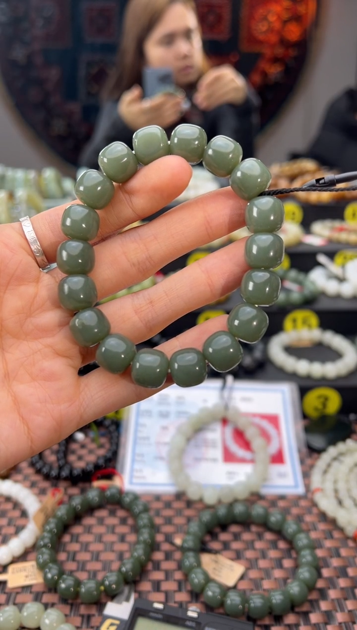 未镶嵌手串和田玉皮勒青老型珠手串卡11x12