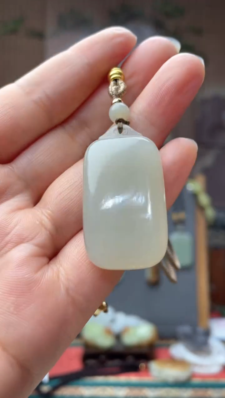 和田玉未镶嵌颈饰拍一发一