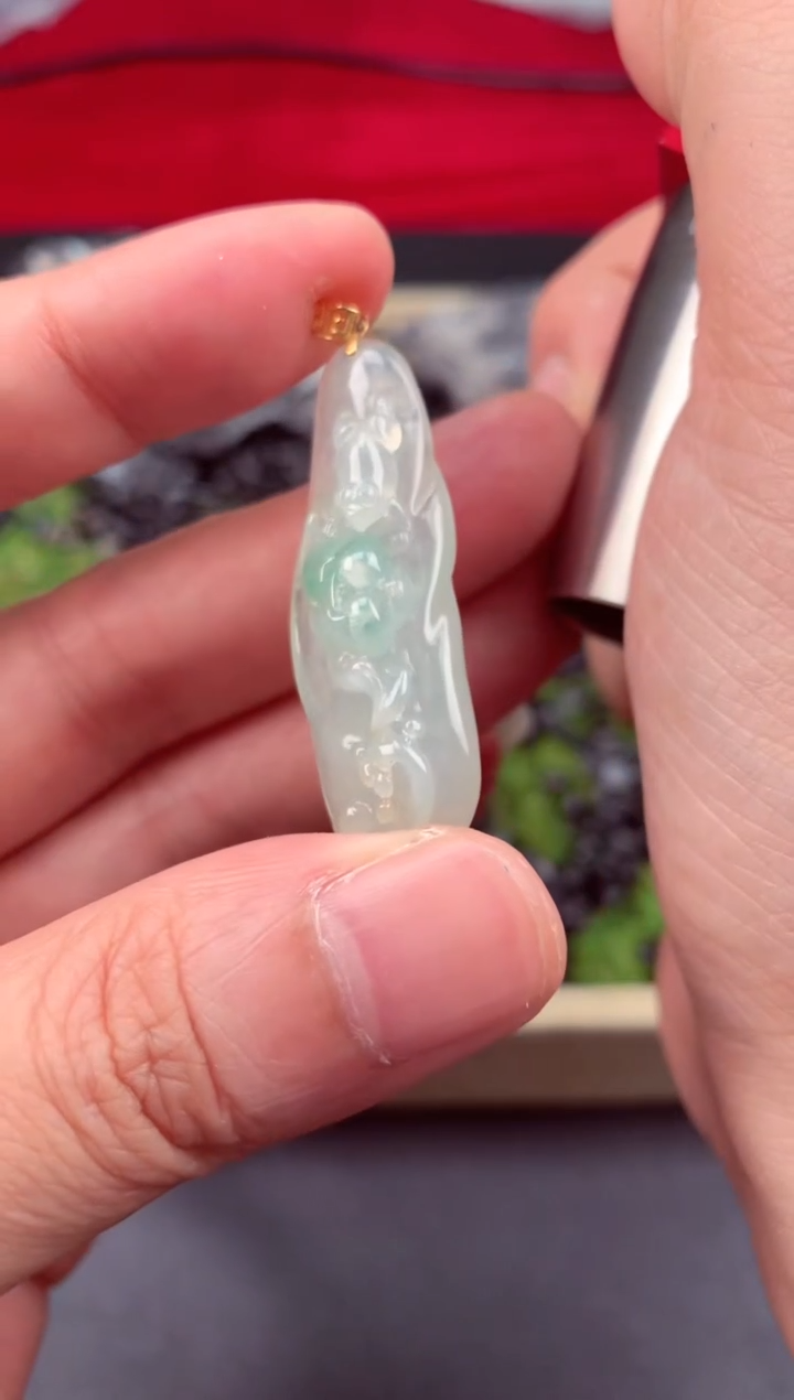 【闪购商品】翡翠吊坠(不含链)未镶嵌天然缅甸A货翡翠