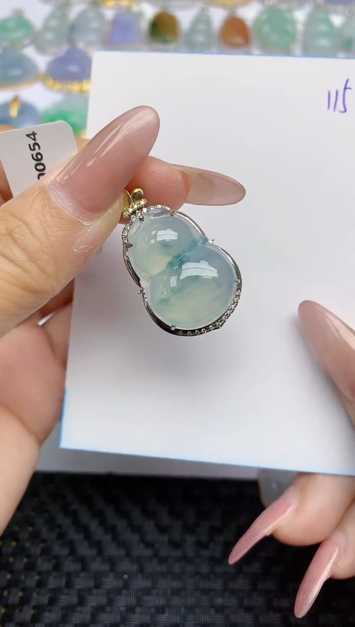 【闪购商品】翡翠颈饰18K金镶嵌天然A货翡翠 115