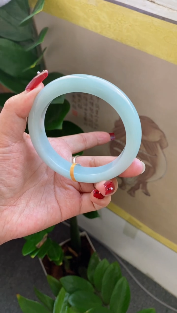 【闪购商品】翡翠手镯未镶嵌（特价血漏）冰胶天空蓝7号