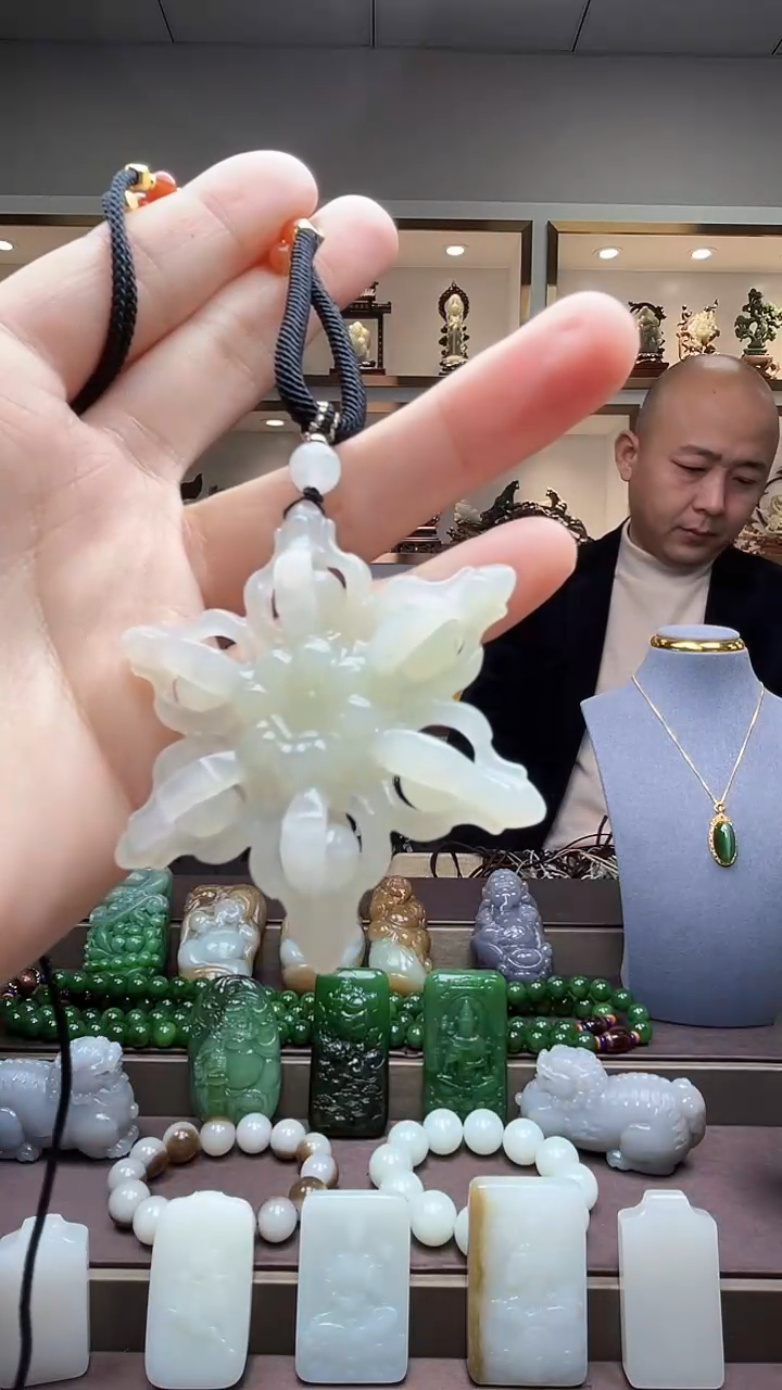 【闪购商品】和田玉挂件未镶嵌苏