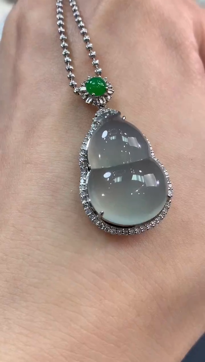 【闪购商品】翡翠吊坠(不含链)18K金镶嵌 B116