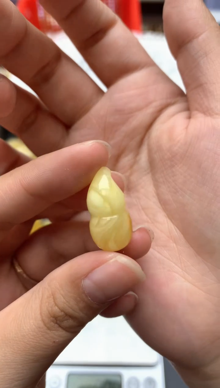 【闪购商品】琥珀珠宝奇石未镶嵌041琥珀蜜蜡花粉有纹小坑介意勿拍