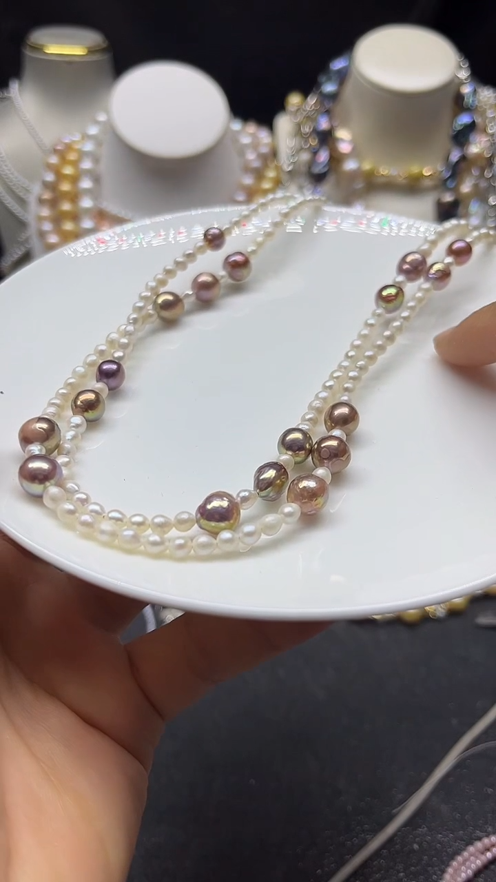 颈饰未镶嵌淡水珍珠多人