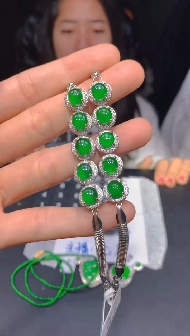 【闪购商品】定制翡翠未镶嵌175多样性发货（发其一）