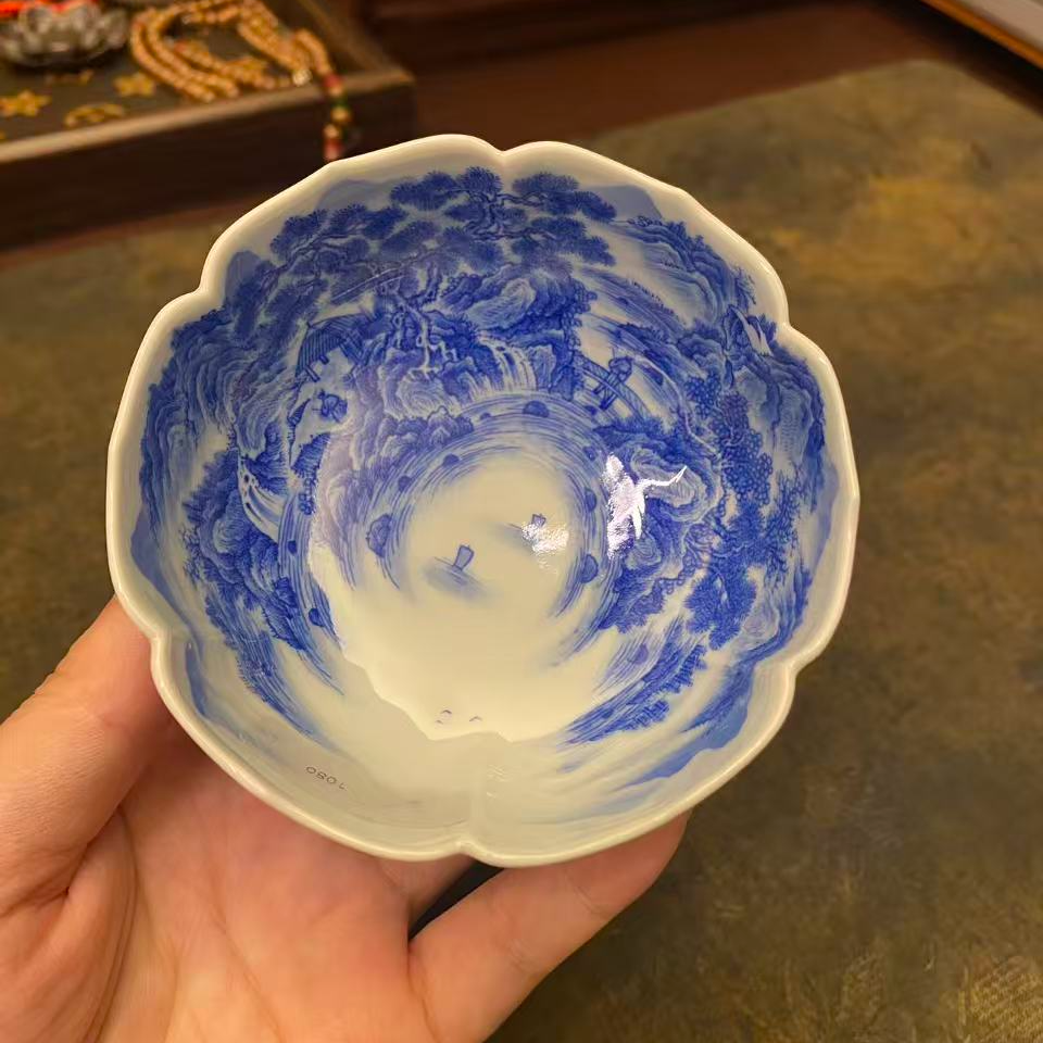【四悦茶陶】青花山水六方异型主人杯 景德镇陶瓷手工手绘 容量110