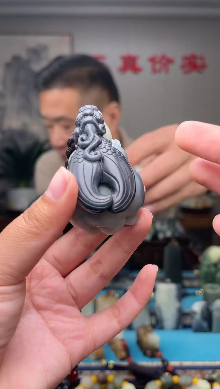 未镶嵌和田玉挂件1