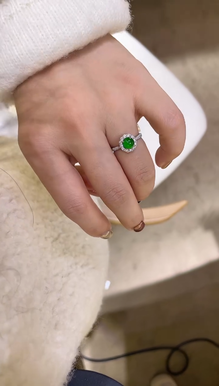 【闪购商品】翡翠戒指18K金镶嵌18K金翡翠钻石戒指