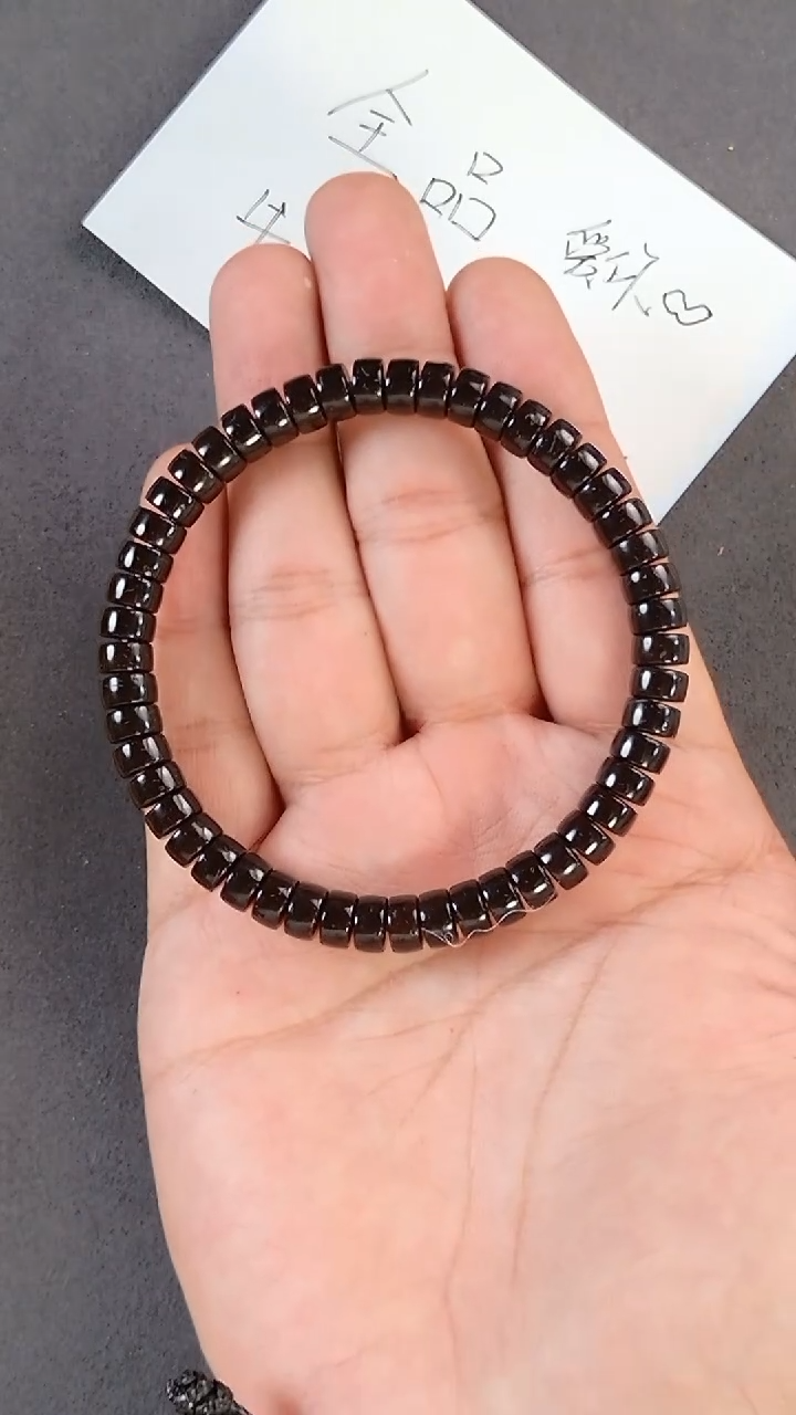 椰蒂手串t2818 单圈7*4mm左右