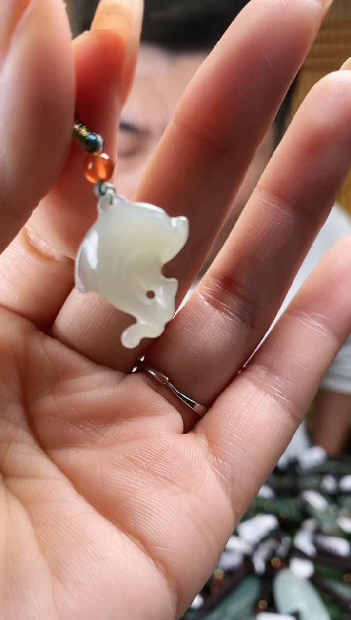 【闪购商品】和田玉颈饰未镶嵌多样性发货，拍一发一