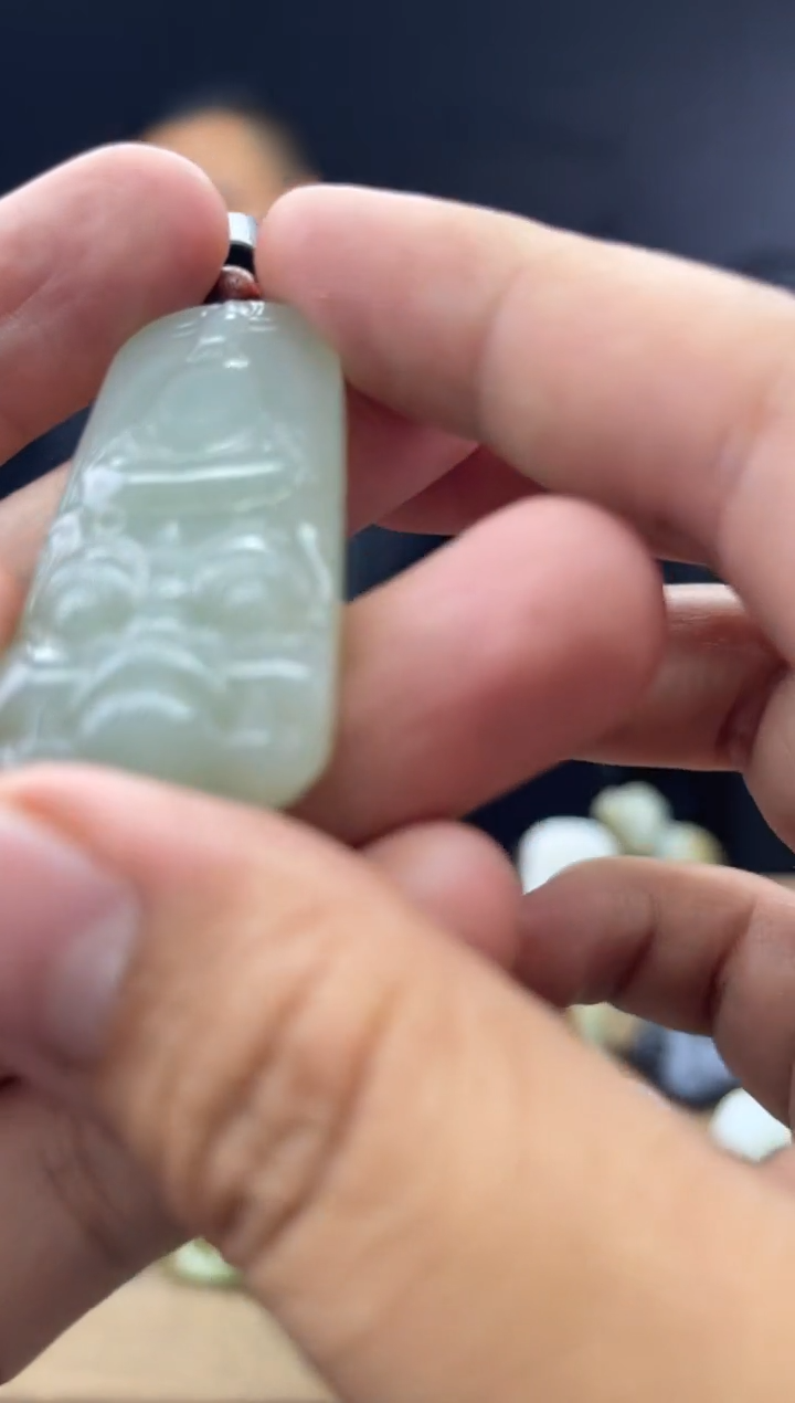 颈饰未镶嵌和田玉1