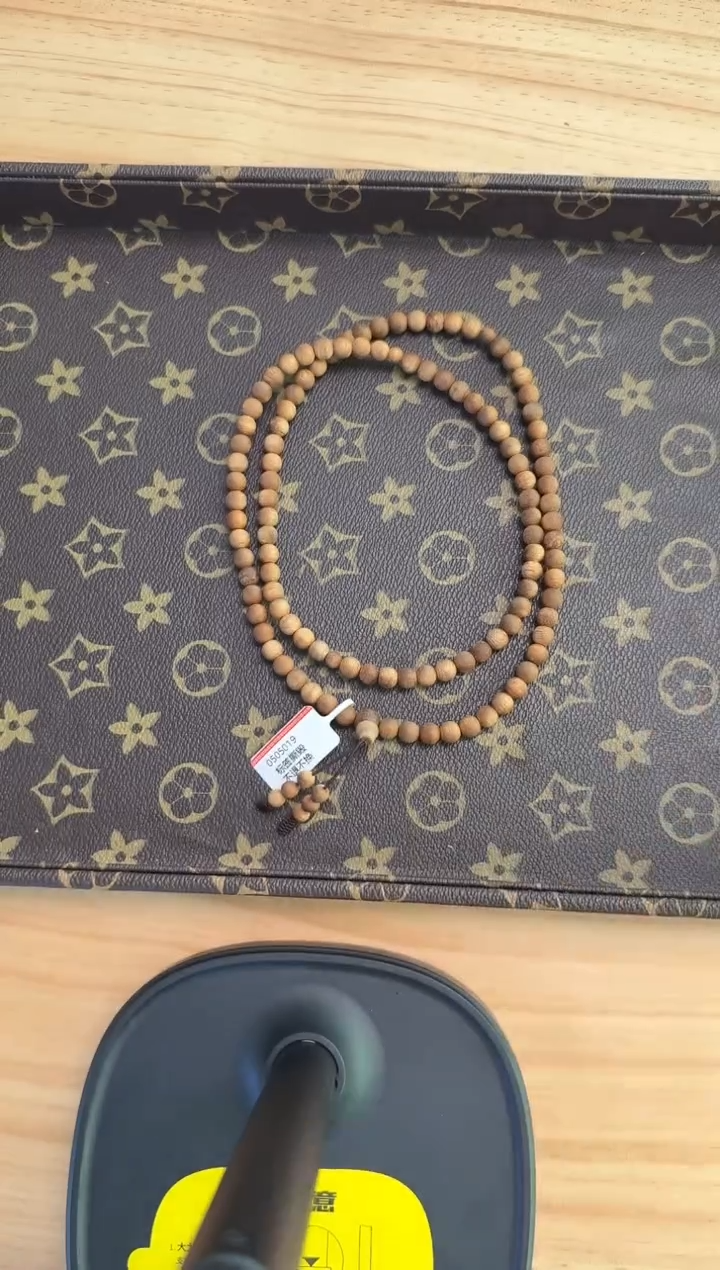 【闪购商品】沉香吊坠天然野马拉OK 0.6圆珠手多圈7克+