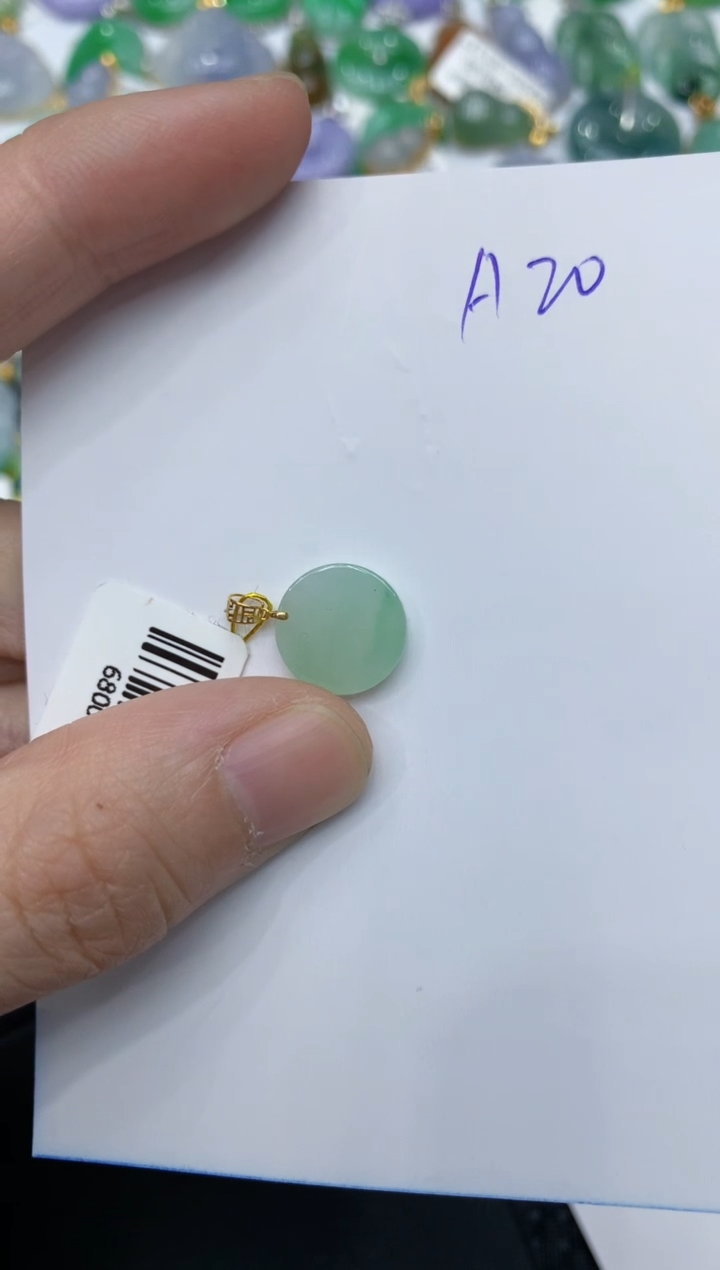 【闪购商品】翡翠颈饰18K金镶嵌11111111111