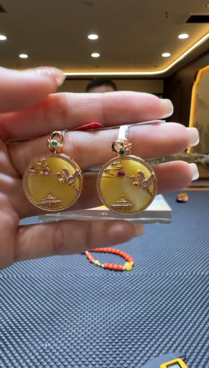 琥珀颈饰未镶嵌挂件（多样性发一）