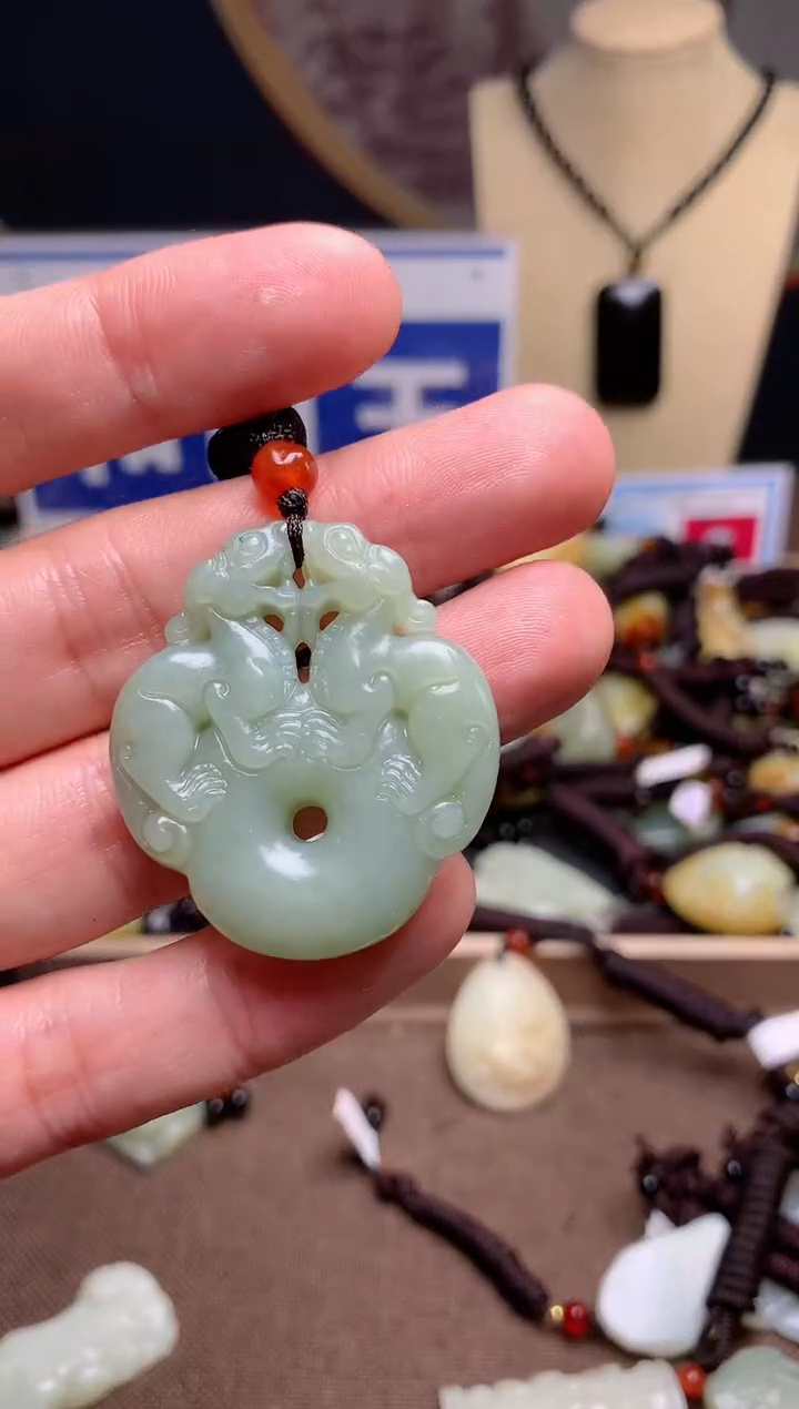 【闪购商品】和田玉颈饰未镶嵌1