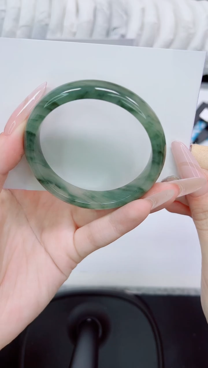 石英质玉手镯未镶嵌243