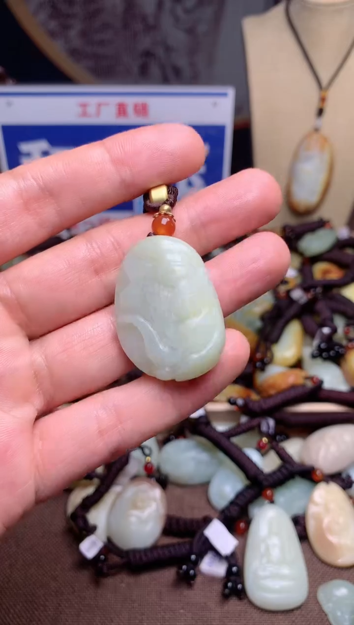 【闪购商品】和田玉颈饰未镶嵌1