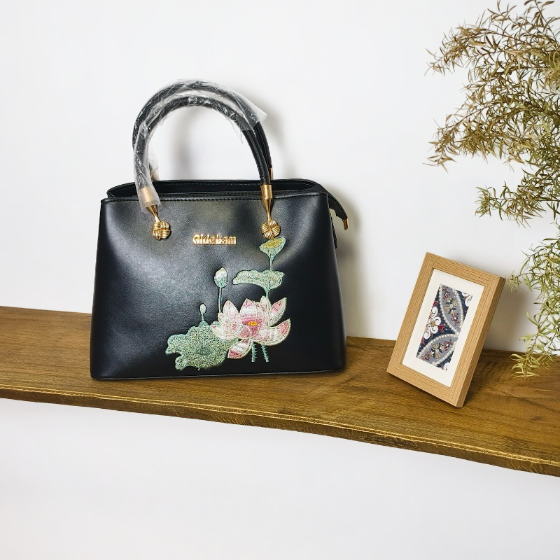新中式手拎包国风气质大容量包绣花斜挎包时尚百搭单肩包