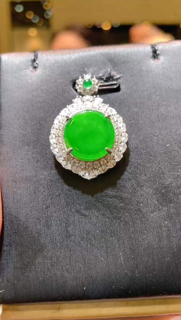 【闪购商品】翡翠吊坠(不含链)银S925镶嵌A10