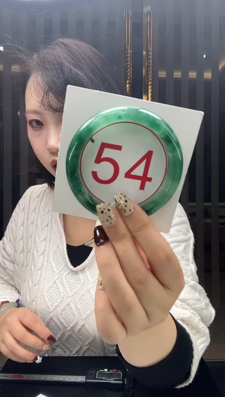 未镶嵌手镯石英质玉14