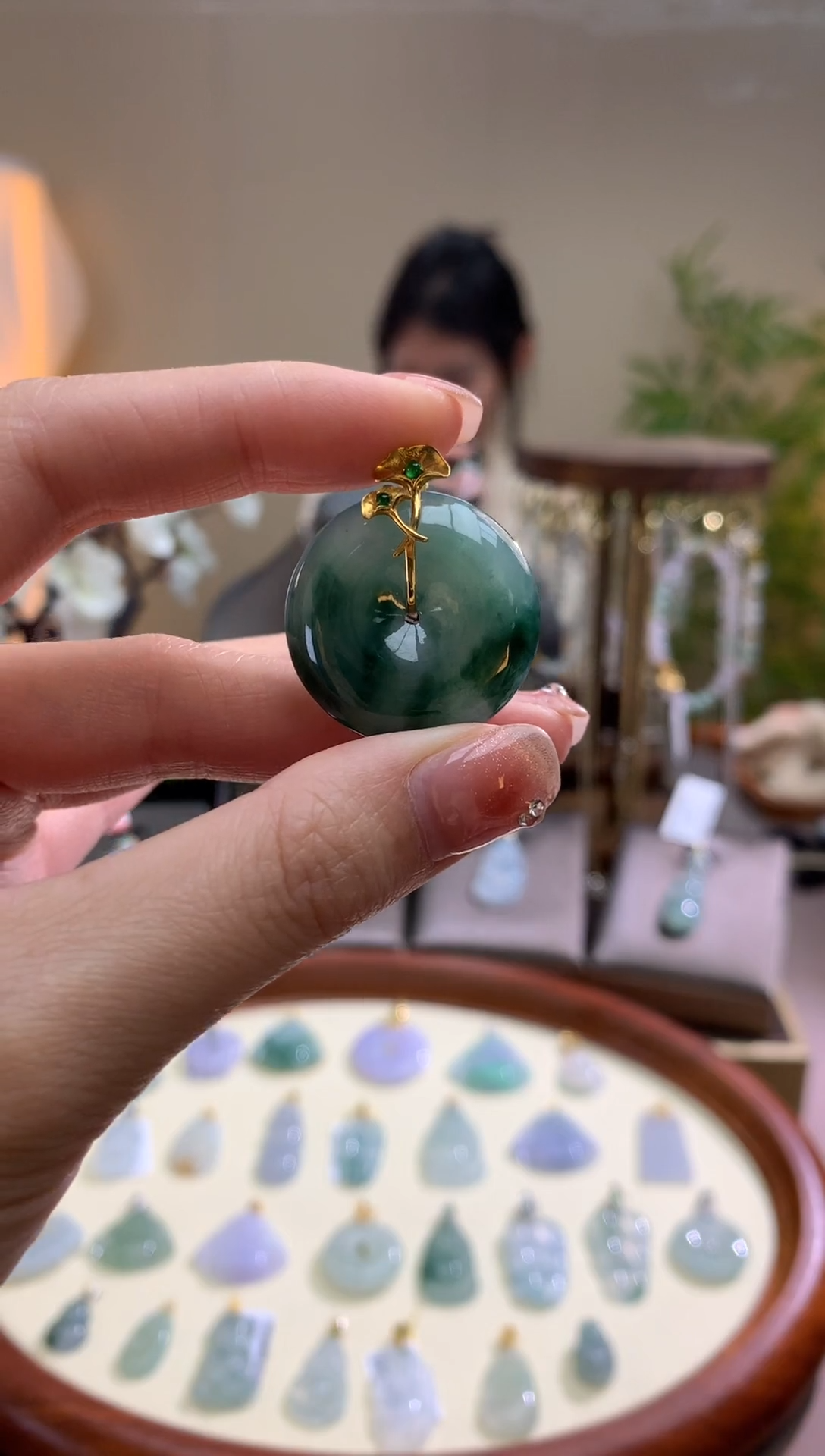 【闪购商品】翡翠颈饰18K金镶嵌平安扣