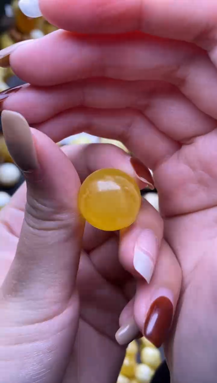 【闪购商品】琥珀裸石未镶嵌大小姐珠宝46