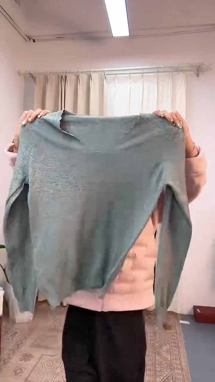 女士时尚搭配 打底衫