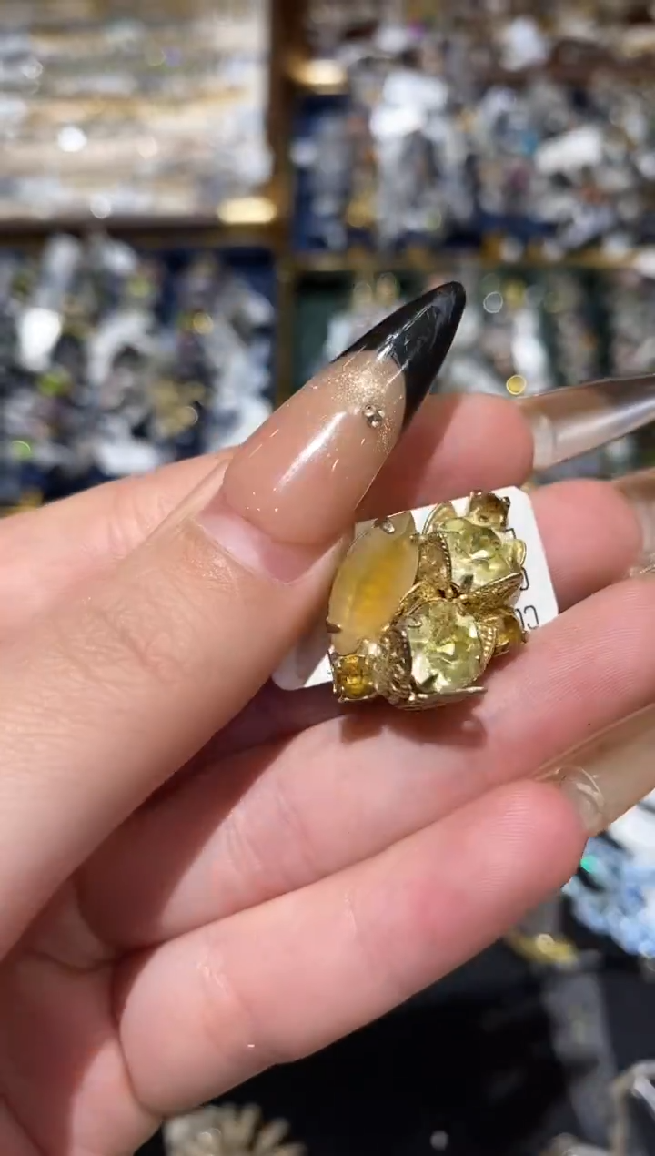 纯铜合金琉璃楚楚珠宝中古甄选不退换