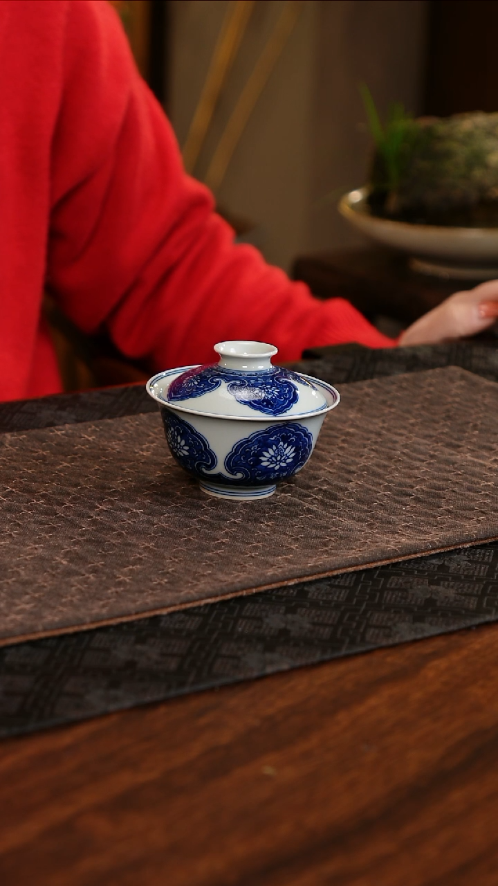 【闪购商品】摆件莹焰堂如意莲花盖碗