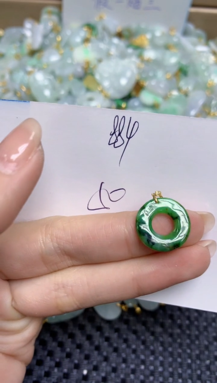 【闪购商品】翡翠颈饰18K金镶嵌天然缅甸A货翡翠