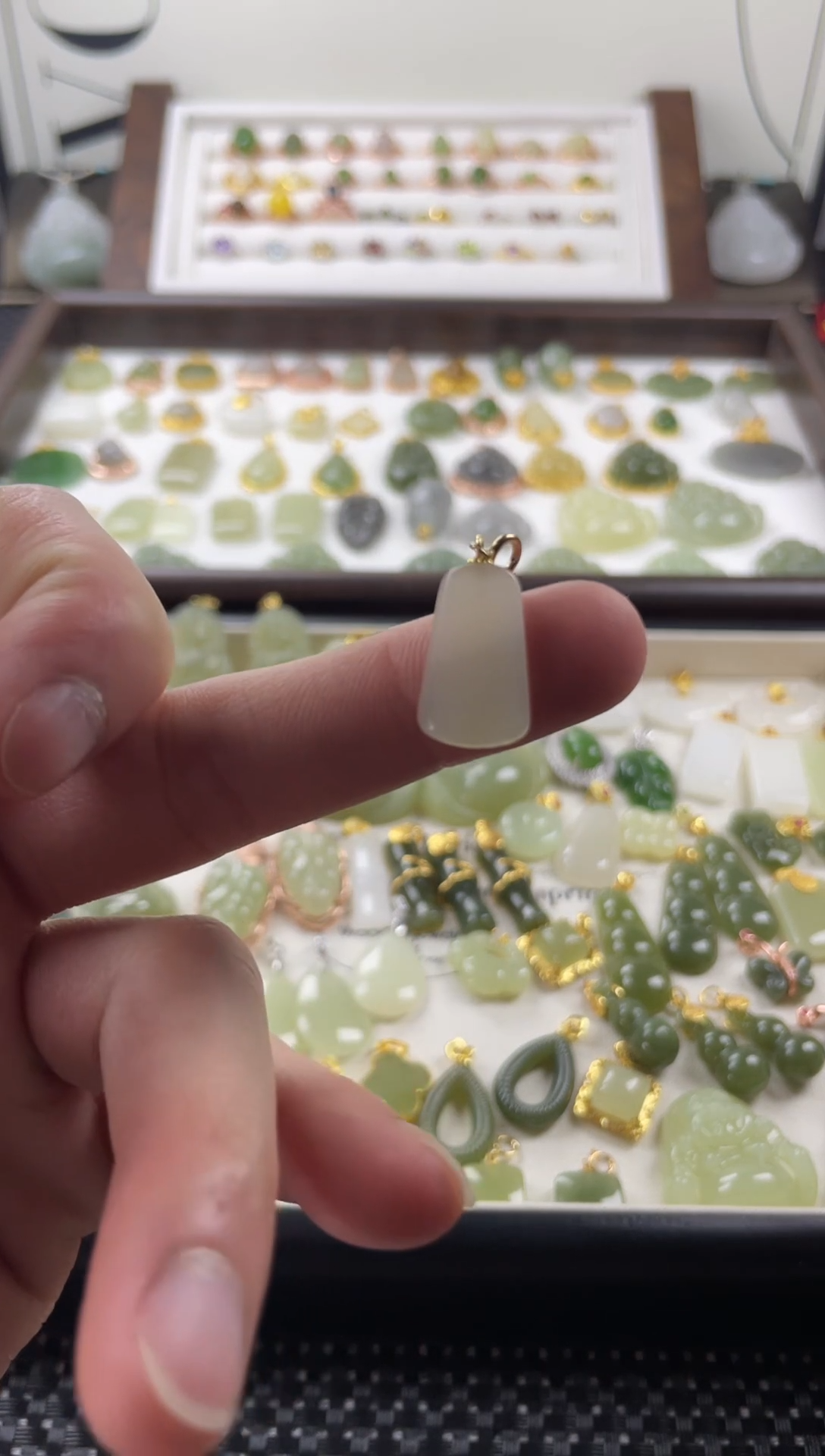 吊坠(不含链)银S925镶嵌和田玉吊坠(不含链) 银S925镶嵌 和田玉