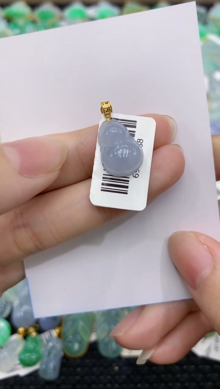 【闪购商品】翡翠颈饰18K金镶嵌8888888888