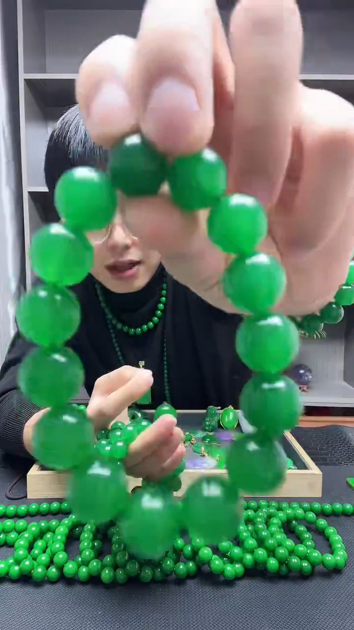 未镶嵌手链翡翠手链