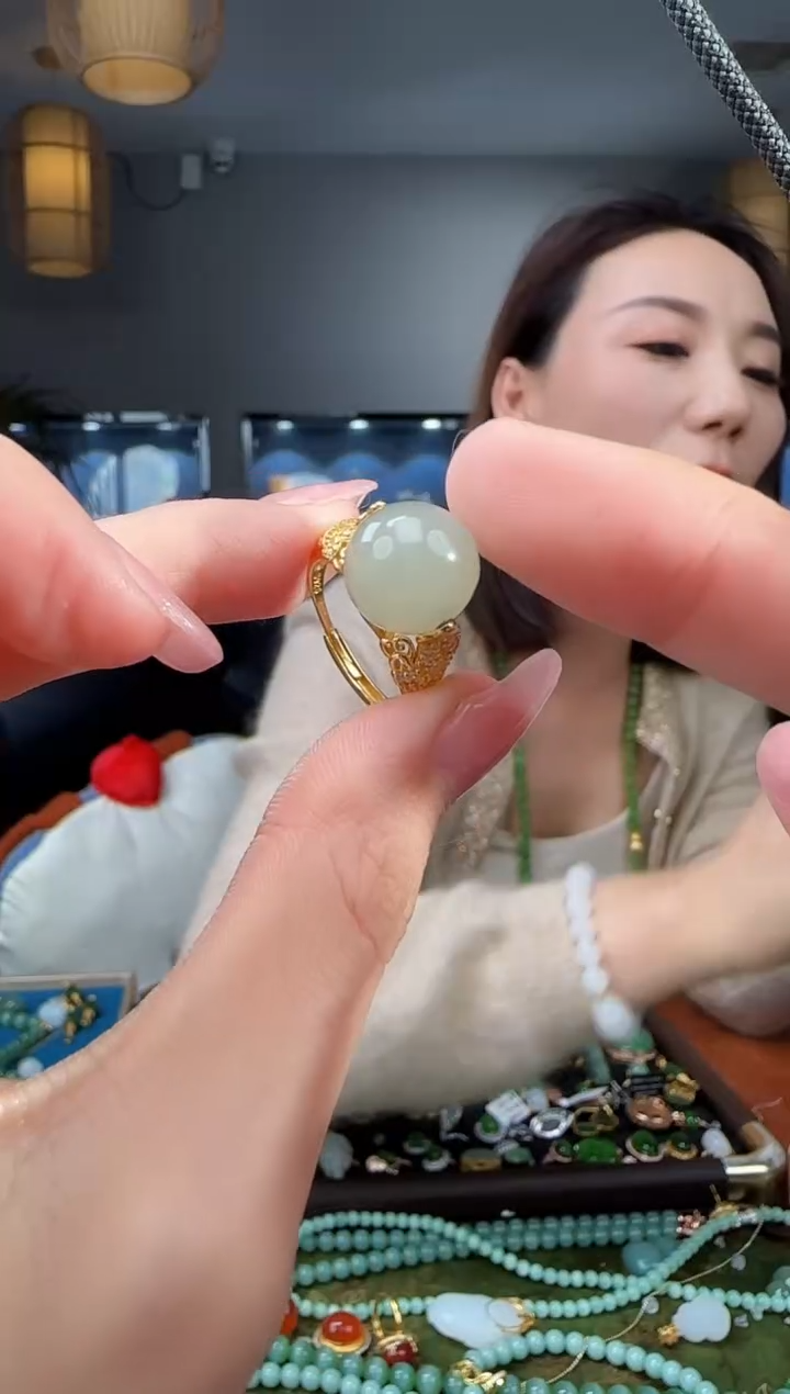 银S925镶嵌戒指和田玉1