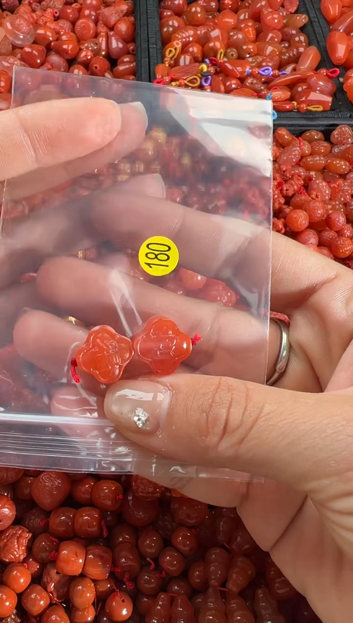 【闪购商品】南红玛瑙颈饰未镶嵌1