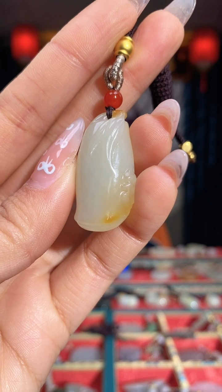 【闪购商品】和田玉颈饰未镶嵌竹节