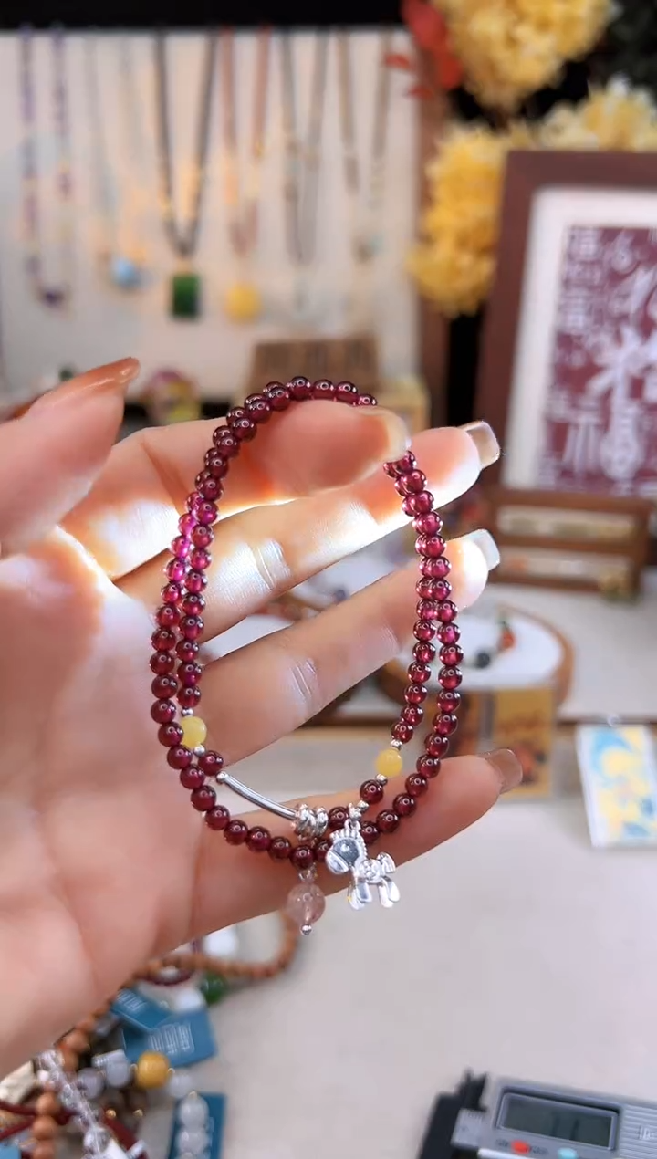 【闪购商品】石榴石手链未镶嵌202502221