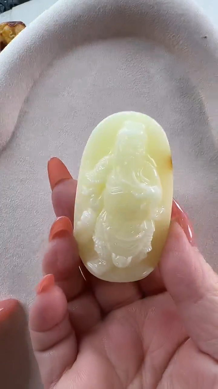 琥珀颈饰未镶嵌吊坠