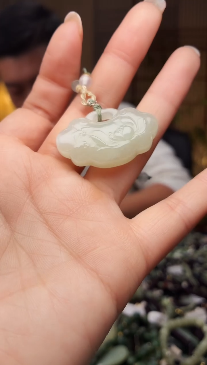颈饰未镶嵌和田玉多样性发货，拍一发一