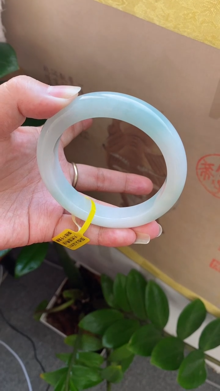 【闪购商品】翡翠手镯未镶嵌（冰胶蓝绿）30号