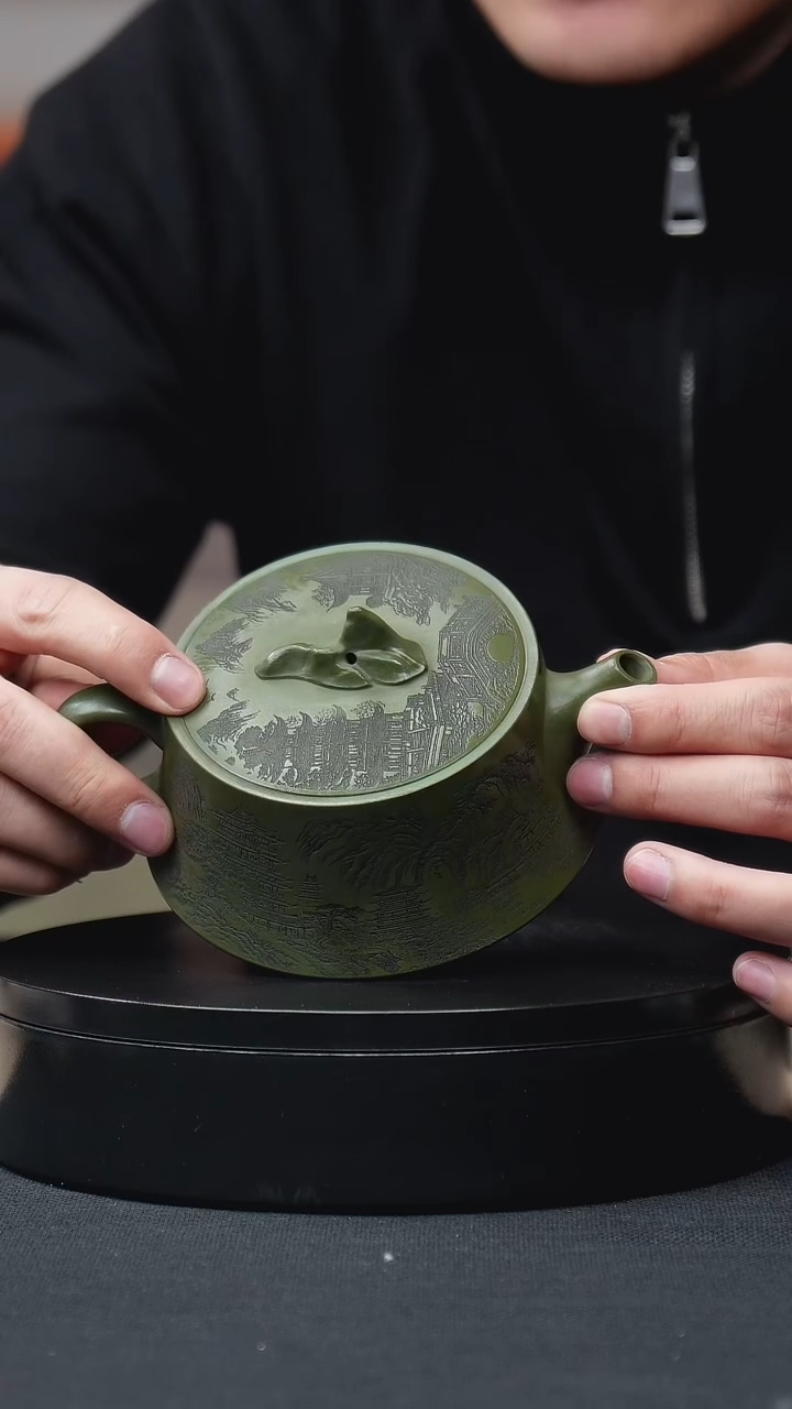 【闪购商品】紫砂茶壶翡翠民国绿刻绘观山柱础